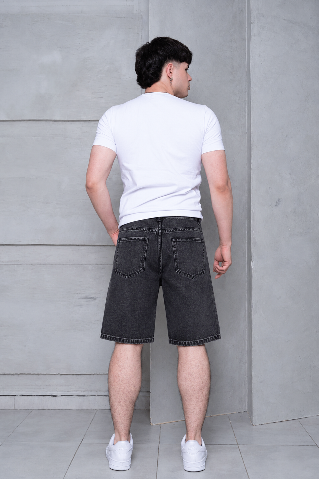 Bermuda Mom - AC380E17-BF3F-470A-A2D6-4442563C0C57.png