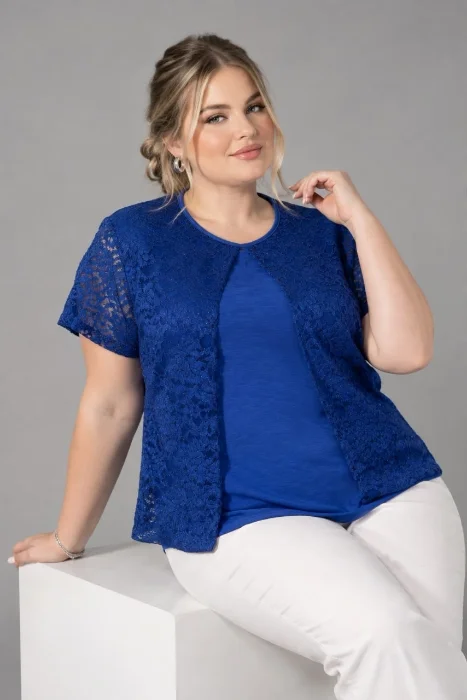 Blusa con Encaje Doble