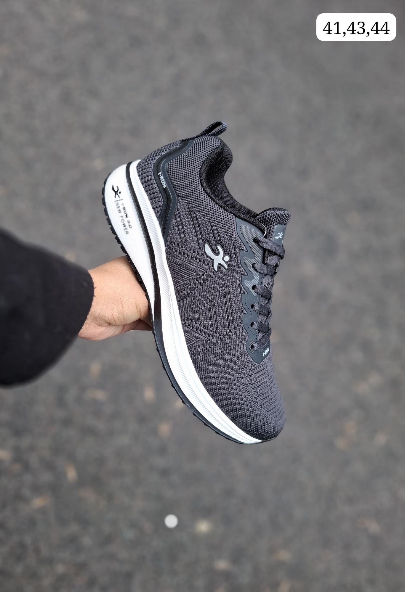 Zapatillas Deportivas de Caballero Irun 40 al 45 - Imagen 3