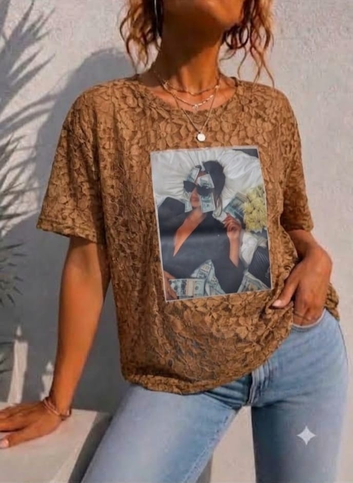 Remera con Encaje - Imagen 6