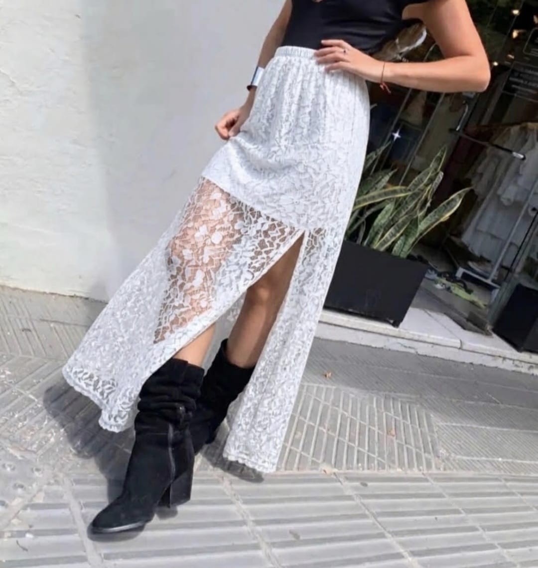 Pollera de Encaje con Taje - Imagen 3