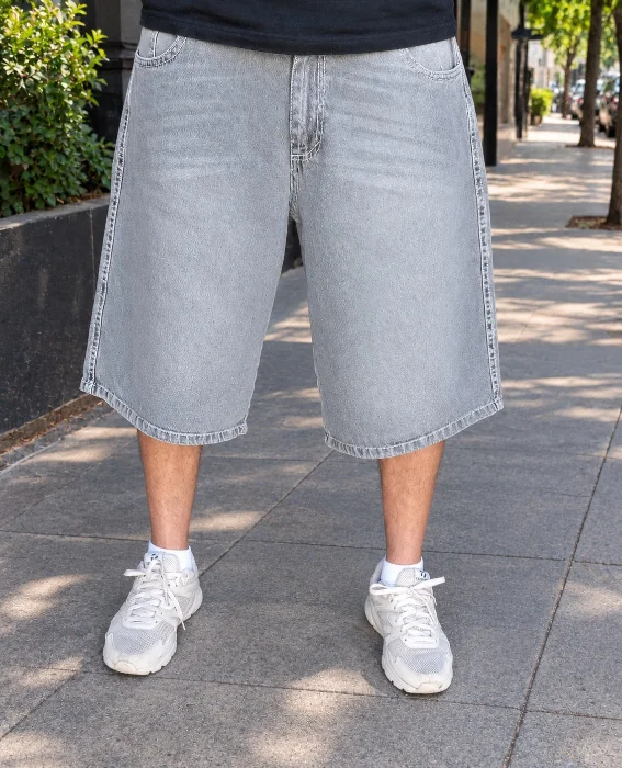 Bermuda Baggy Gris Fyb con Bordado