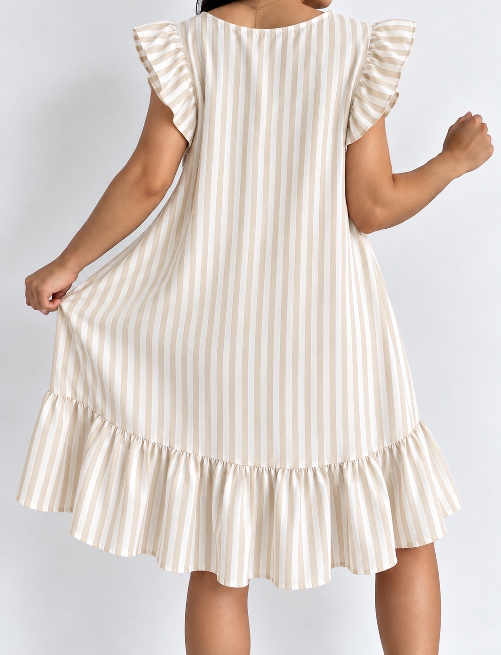 Vestido de Lino Rayado - F2082648-B821-44CA-A019-EDBBBB2B99EE.jpeg