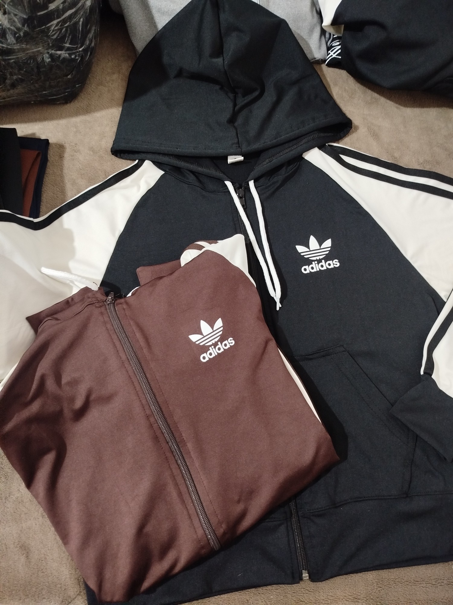 Campera  Adi Dama - Imagen 3
