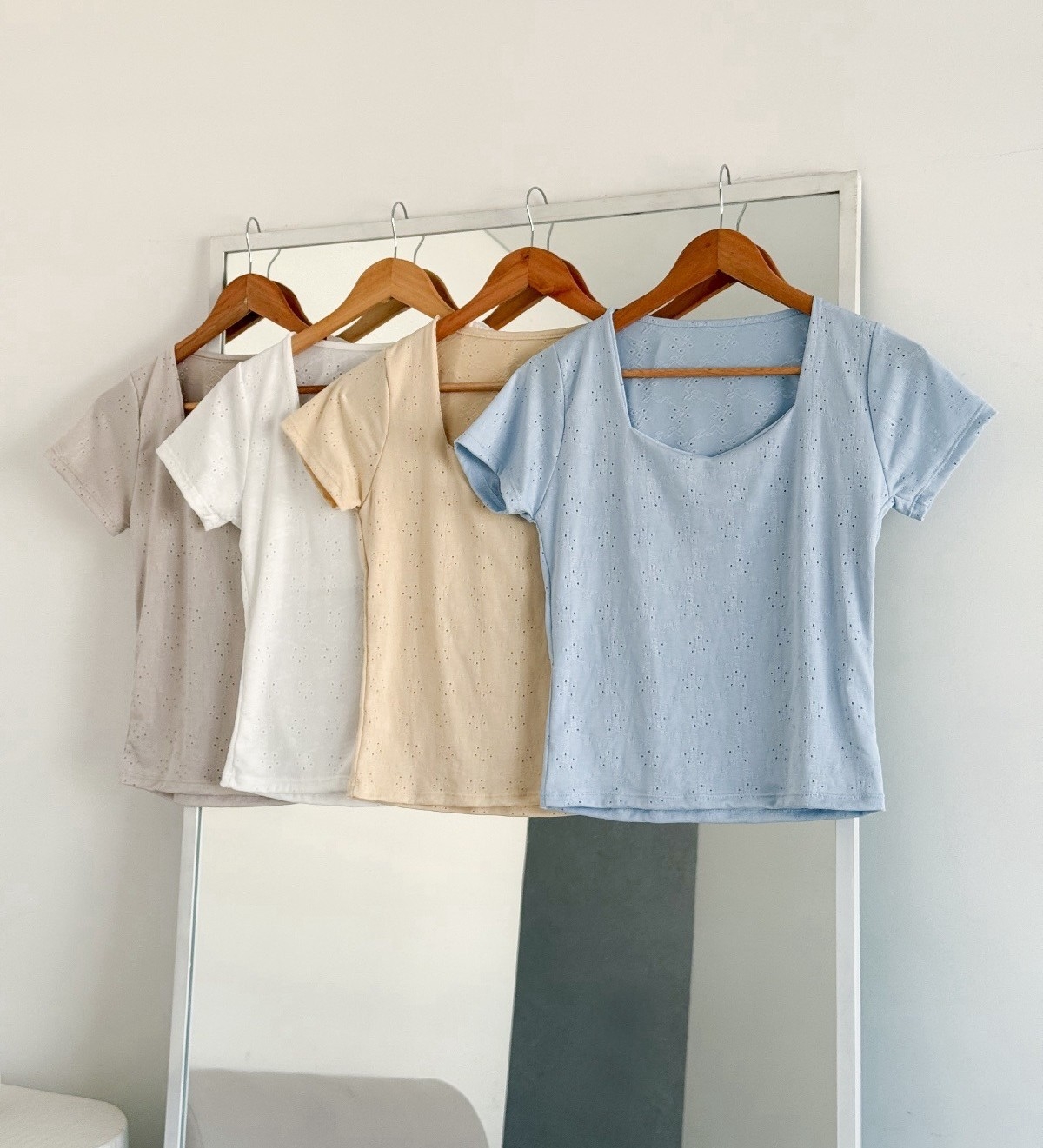 Remera Espejo Broderie - Imagen 4