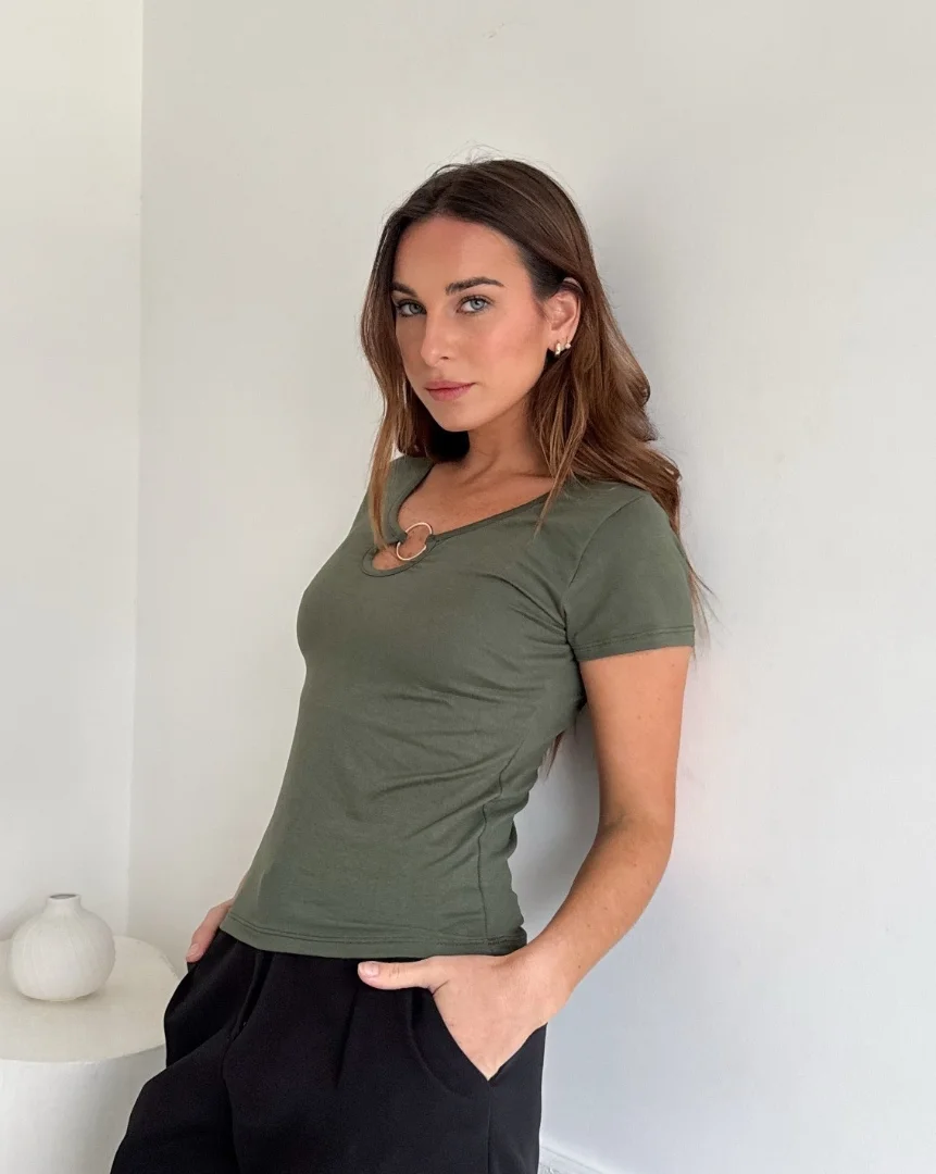 Remera con Argolla - Imagen 2