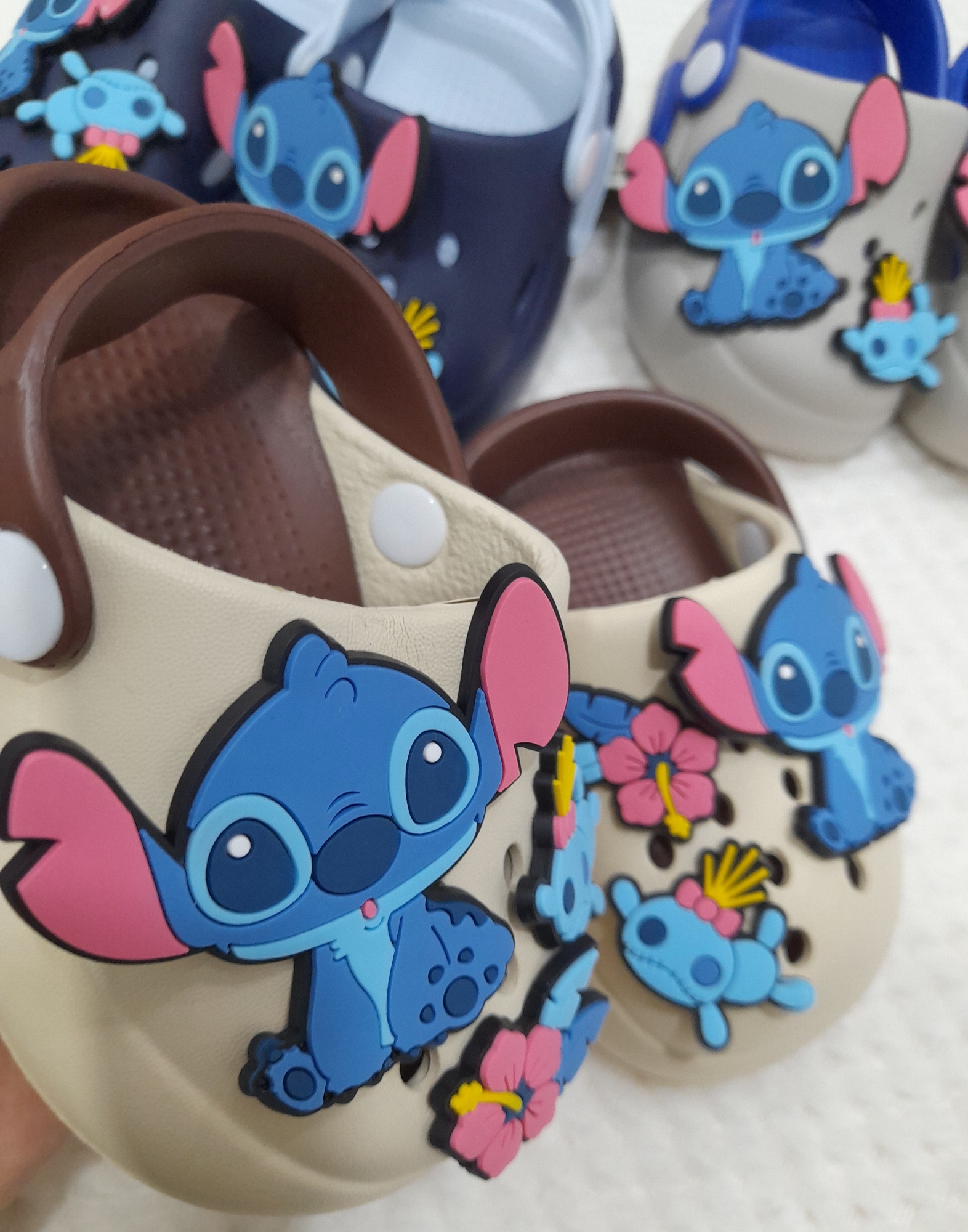 Suecos Stich 18a23-24a29-30a35 Importadas Pines - Imagen 2