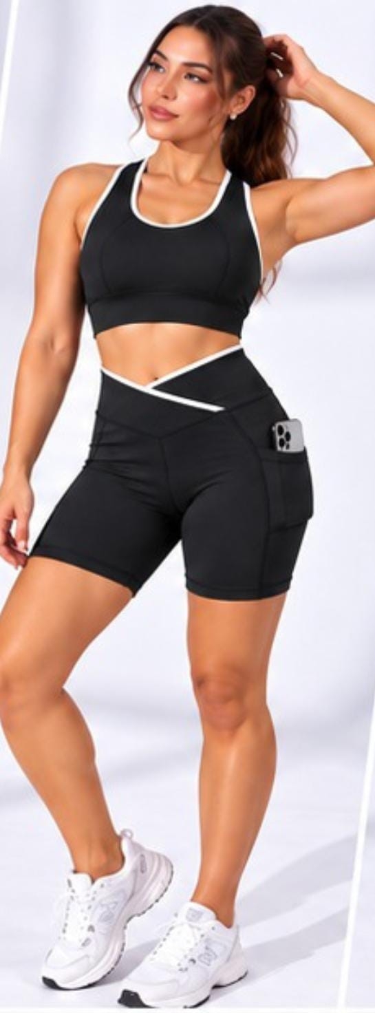 Conjuntos Deportivos con Top y Short en V - Imagen 3