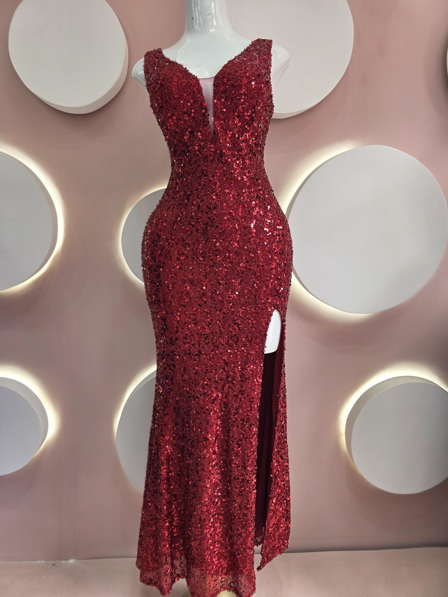 Vestido de Lentejuelas con Tajo - Imagen 2