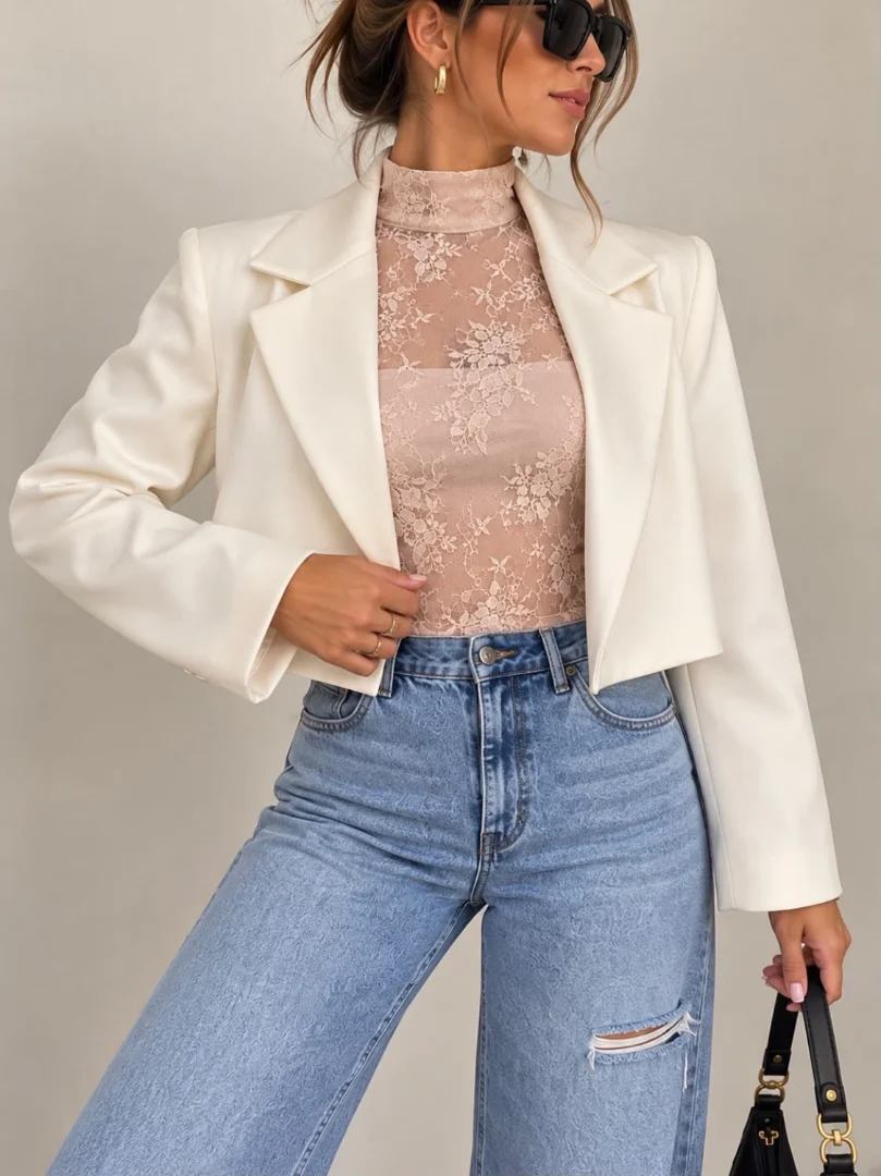Blazer Crop - d4b6d2f0-1703-40bd-be73-74d8bc5ee009.jpeg