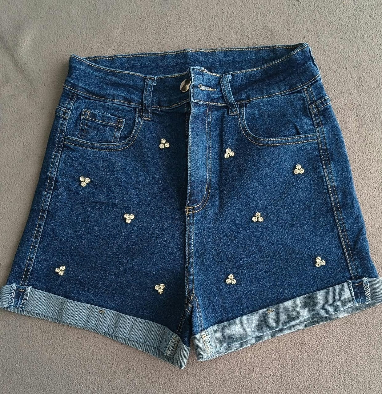 Short Elastizado con Apliques - Imagen 2