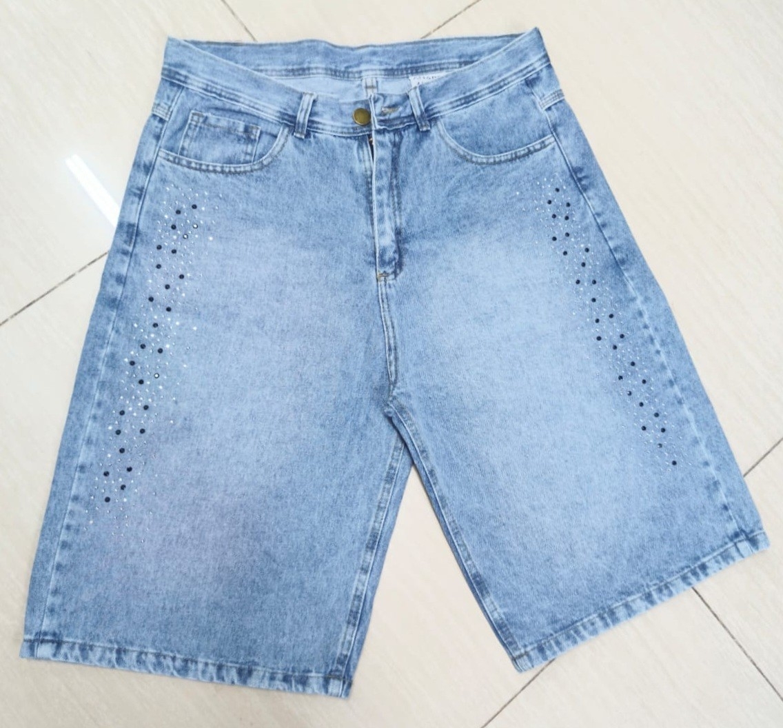 Bermuda Baggy Celeste con Strass - Imagen 2