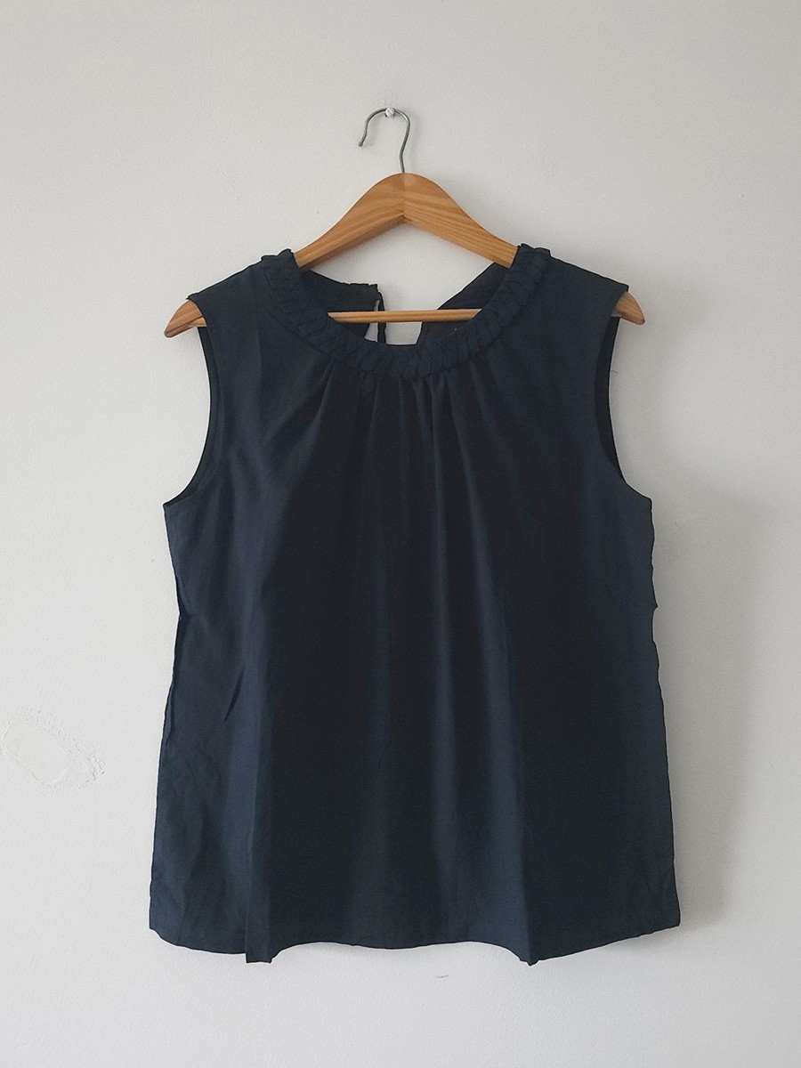 Blusa Musculosa Cuello Trenzado Importada - Imagen 3