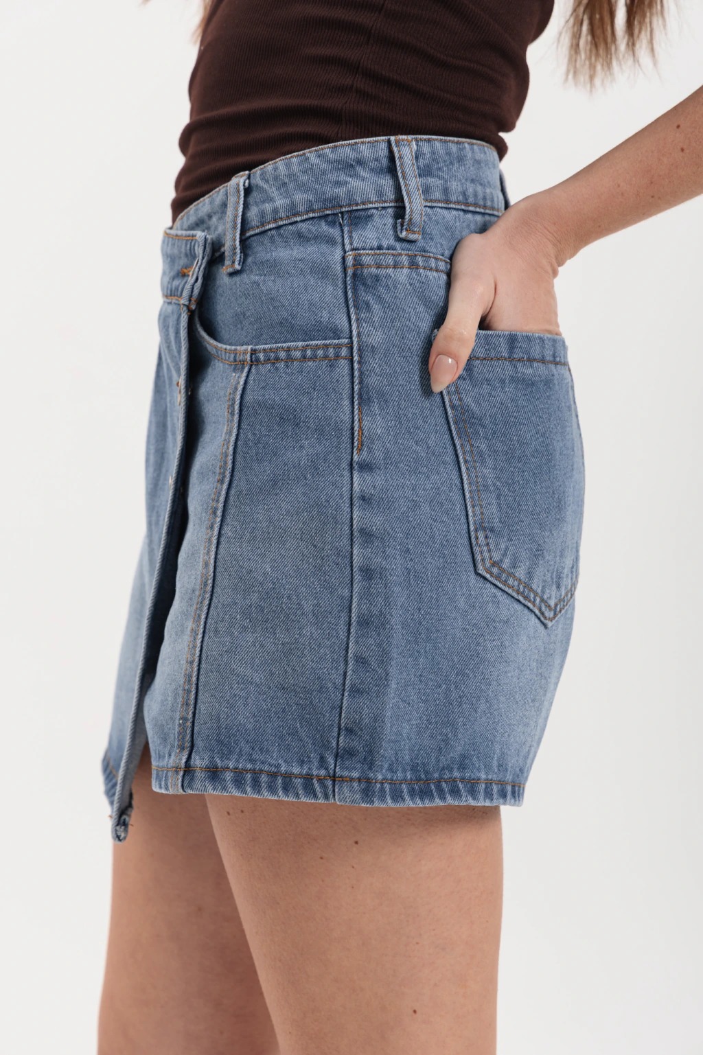 Short Delevigne - 31adc952-37b4-430f-840f-eedc139d15f2.jpeg