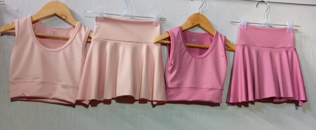 Conjunto Top Pollera con Shoor - Imagen 3