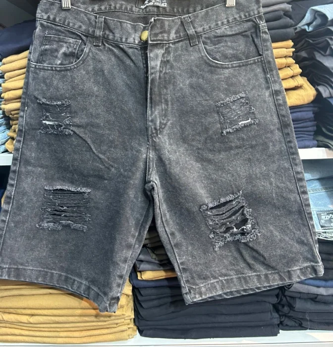 Bermudas Jeans Mom con Roturas Gris Nevado