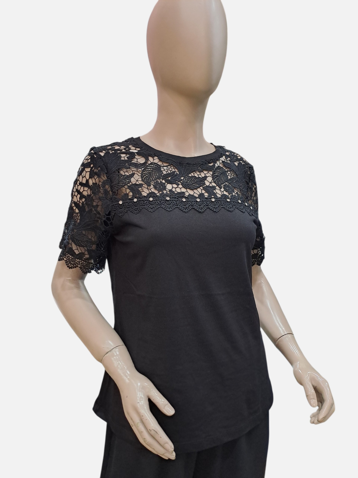 Remera Importada Canesú Encaje con Detalle de Strass - Imagen 4