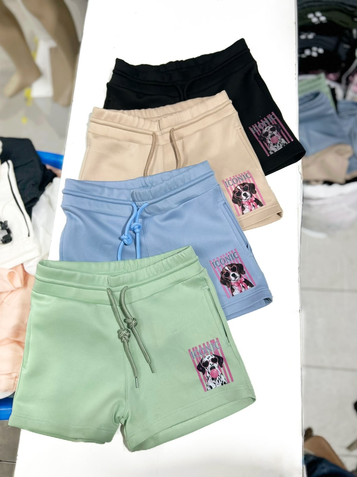 Short Iconic - Imagen 3