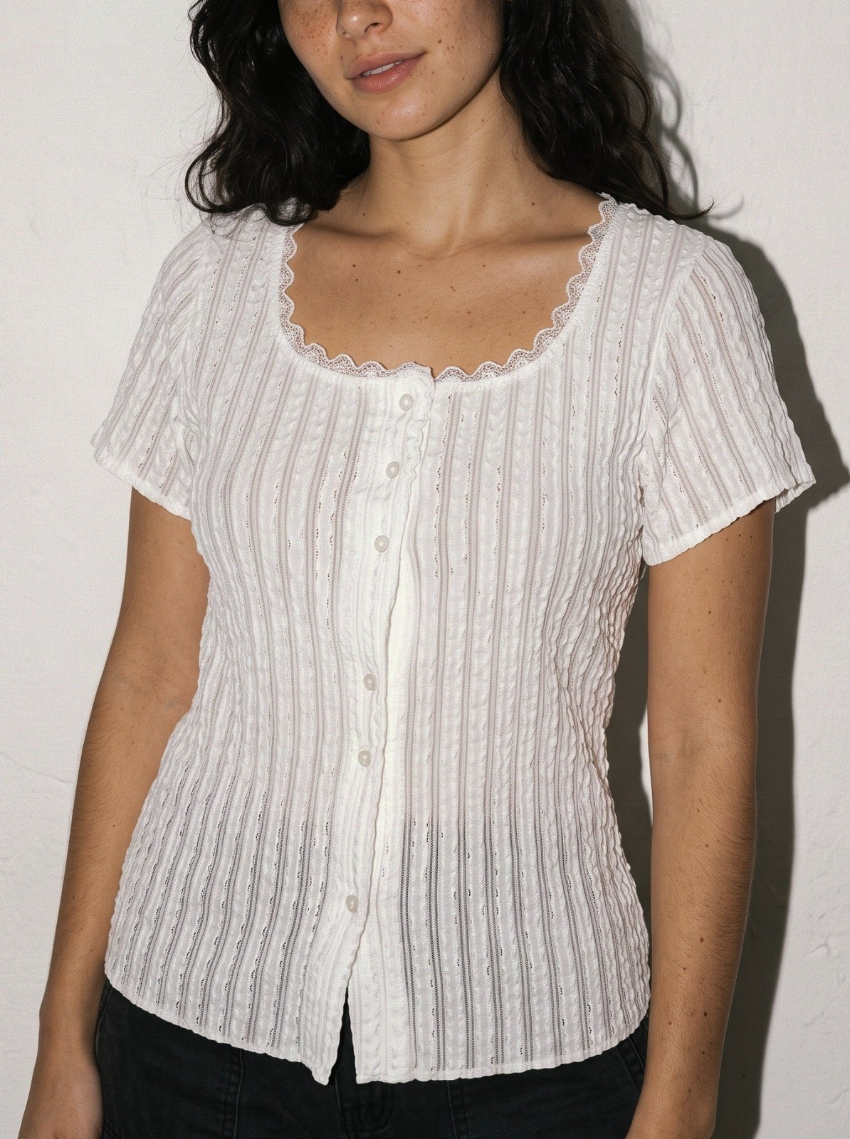 Remera C/ Botones Cuello Cuadrado - Imagen 3