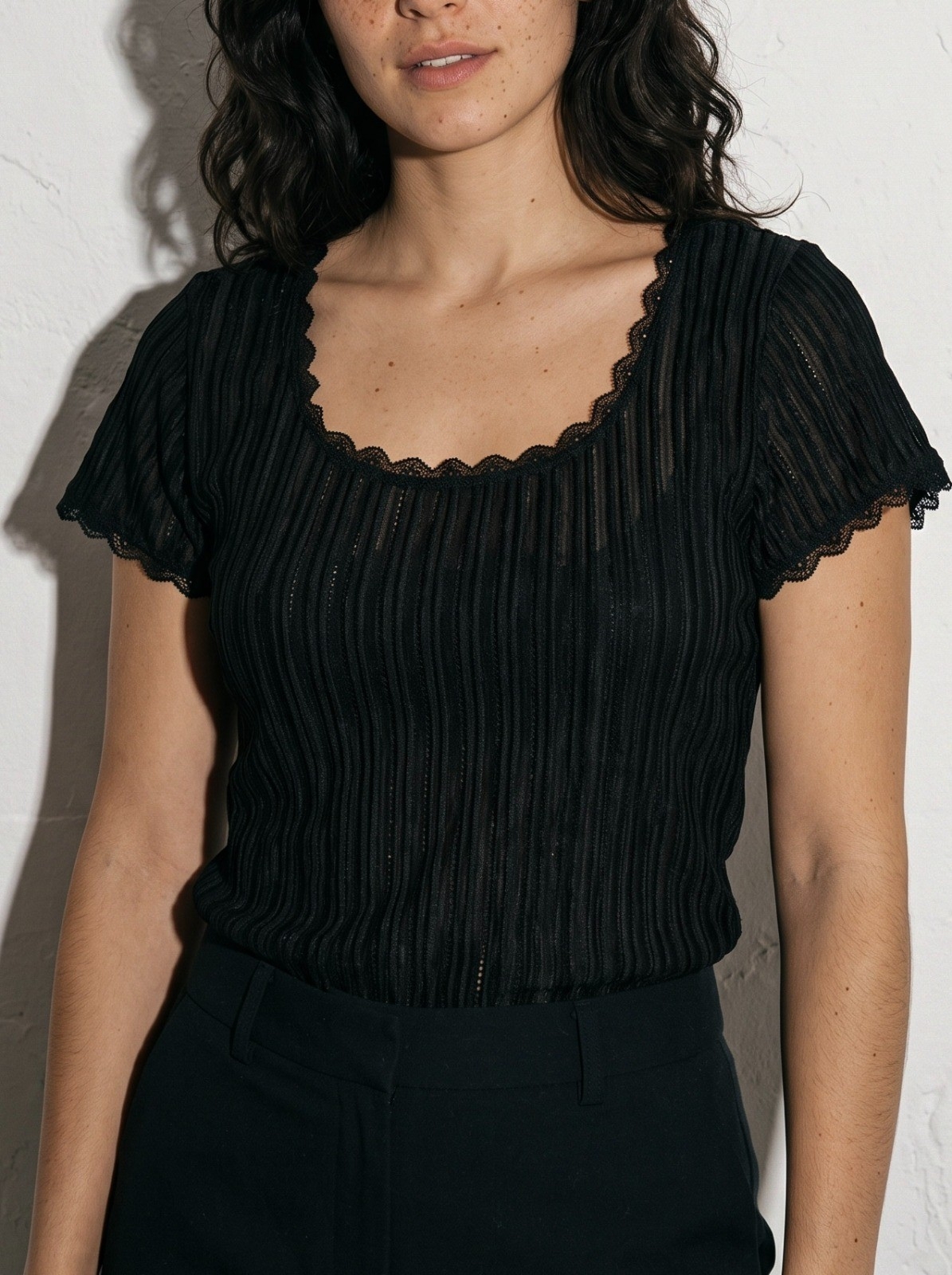 Remera Cuello Cuadrado - Imagen 3