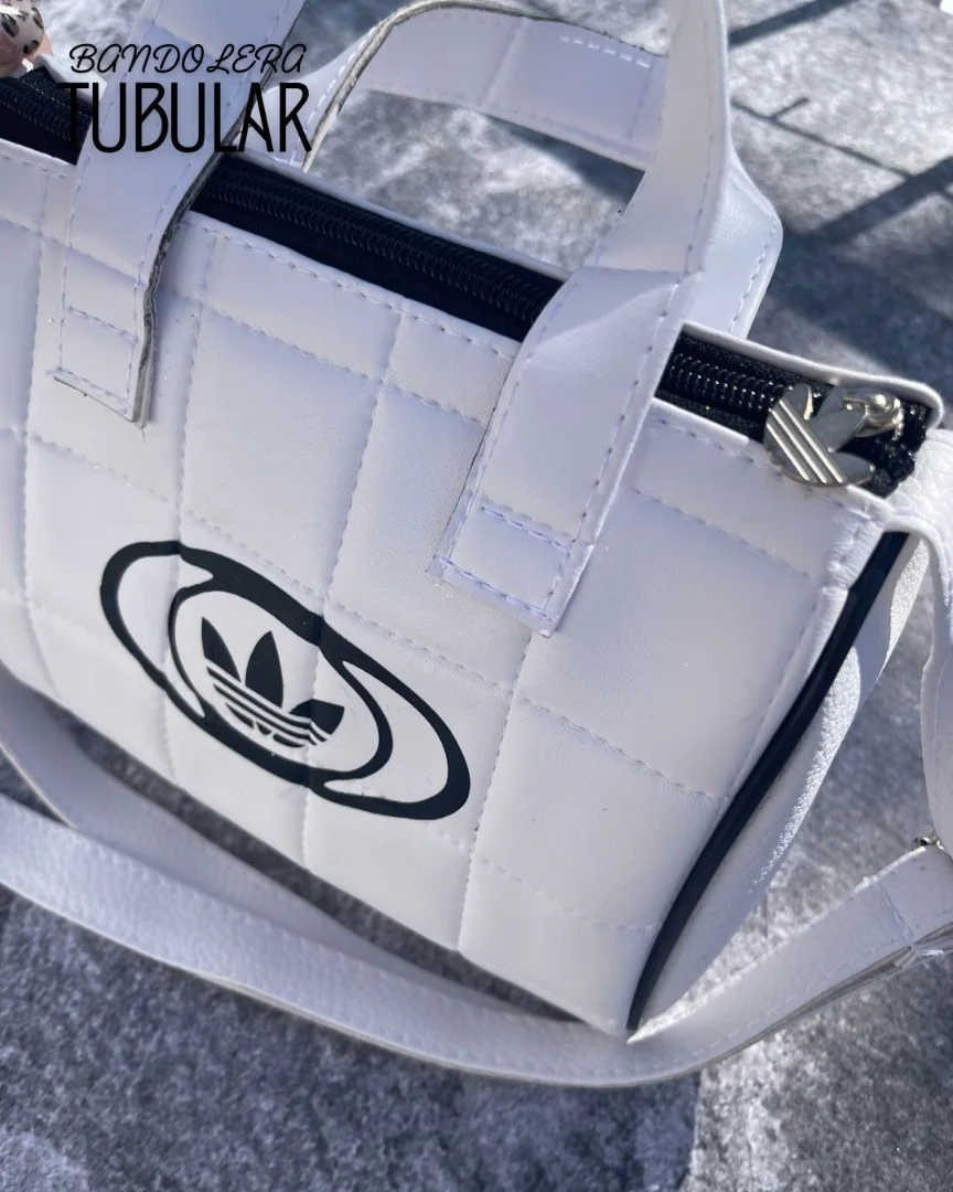 Cartera Adi Tubular Blanco - BANDOLERA%20TUBULAR%20BLANCA%20(2).jpg