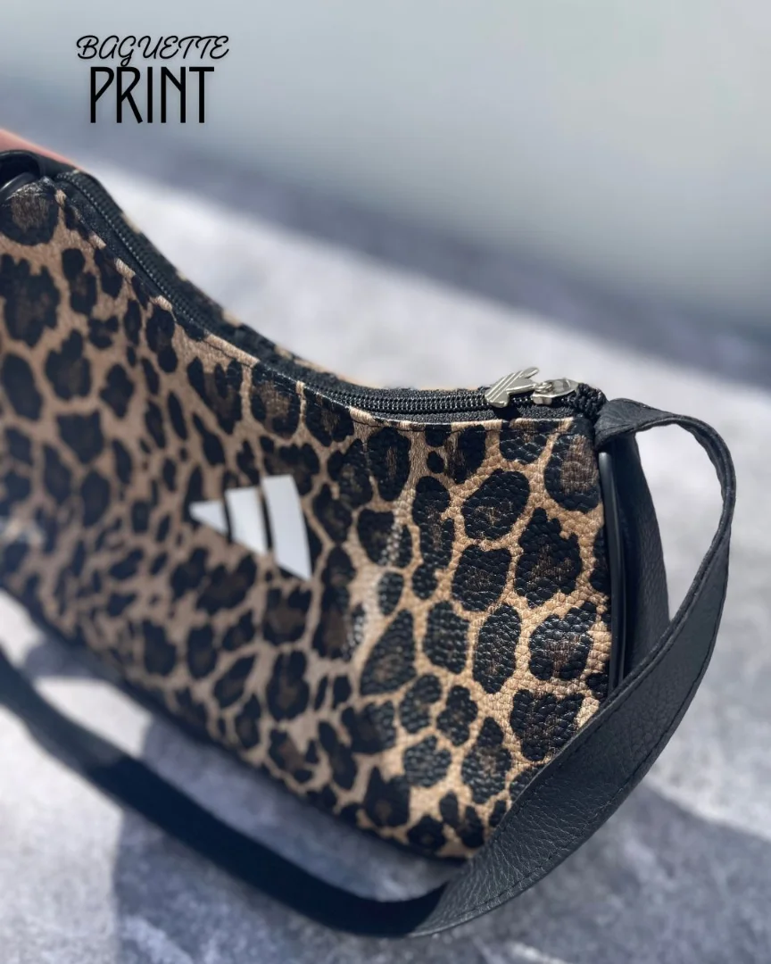 Cartera Adi Baguette Print - Baguette%20Print%20(2).jpg