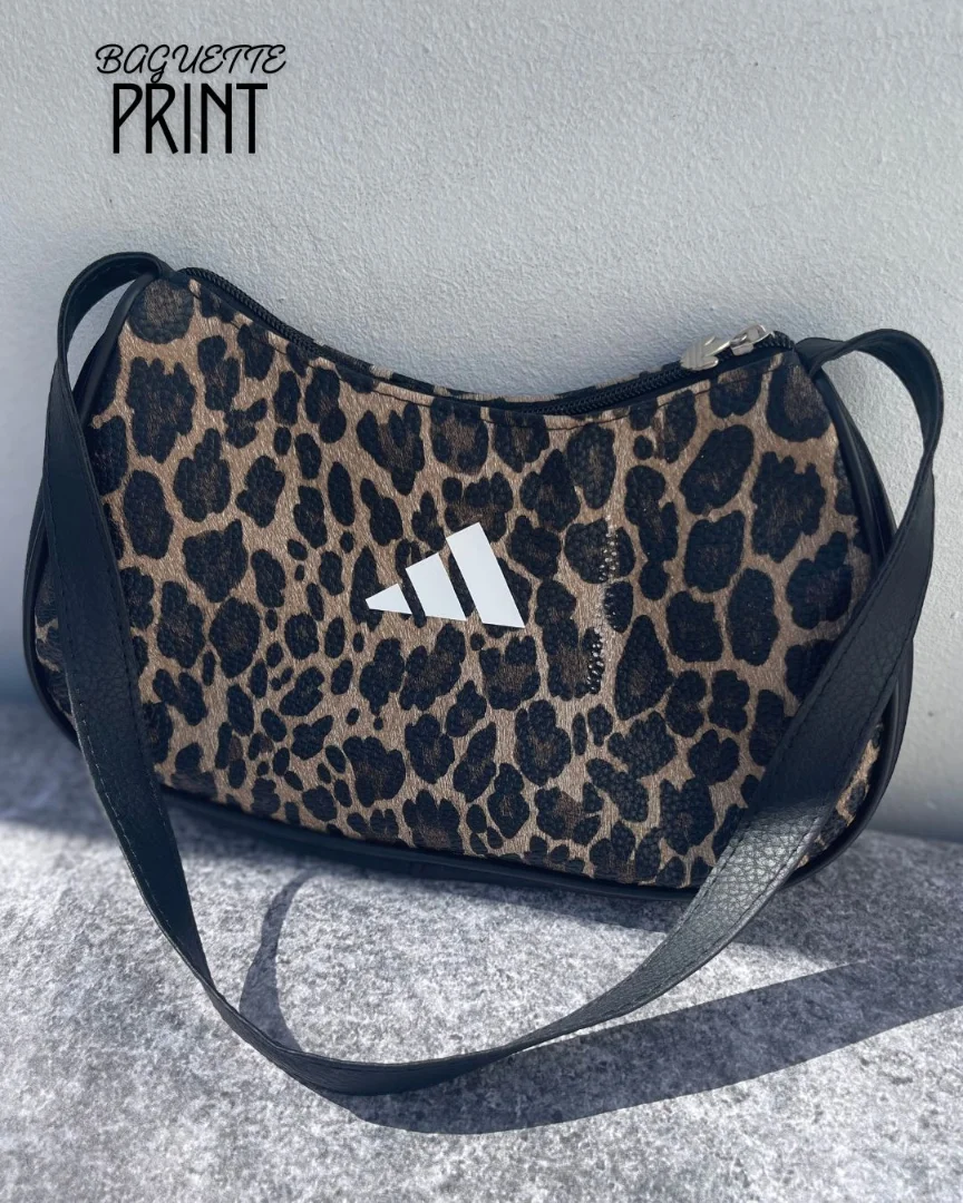 Cartera Adi Baguette Print - Baguette%20Print%20(1).jpg