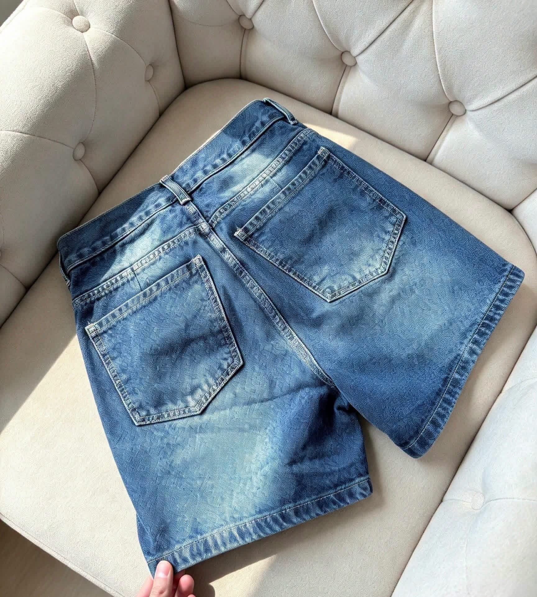 Short - Imagen 3