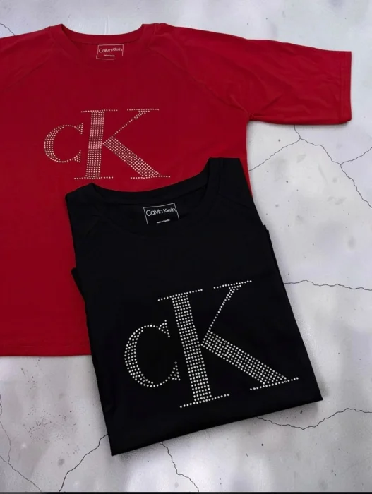 Remeras con Strass
