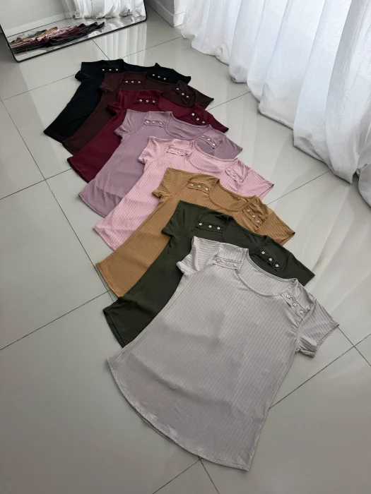 Remera Morley con Botones