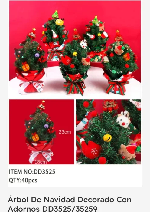 Arbol de Navidad Decorado con Adornos