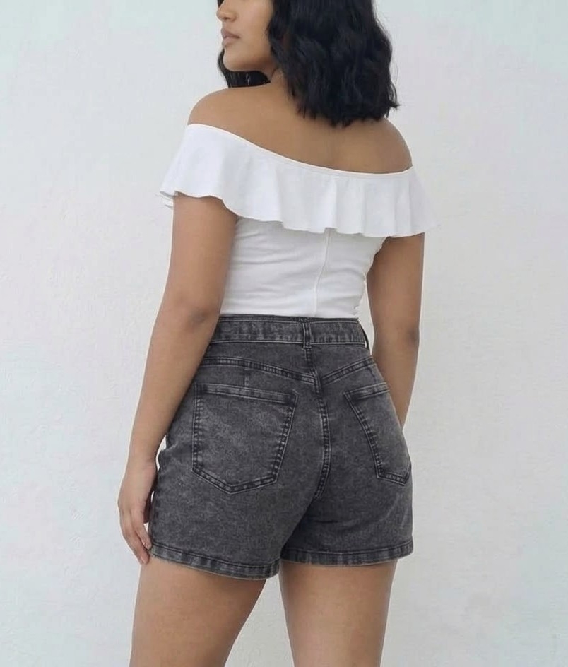 Short con Cinto Elastizado - Imagen 3