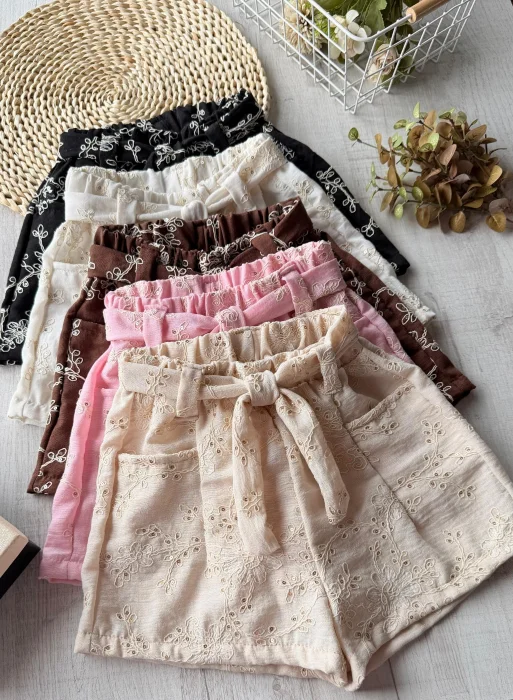 Short con Lazo