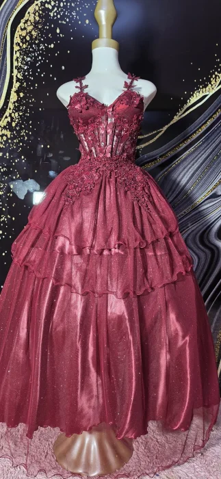 Vestido de 15 de 3 Piezas en Bordo