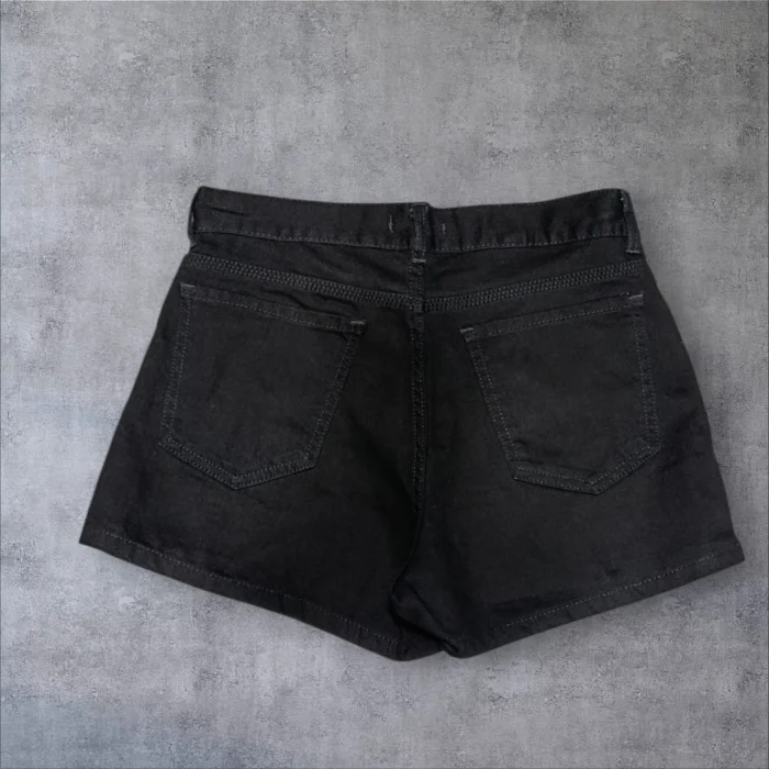 Shorts Pollera Negra/tacha