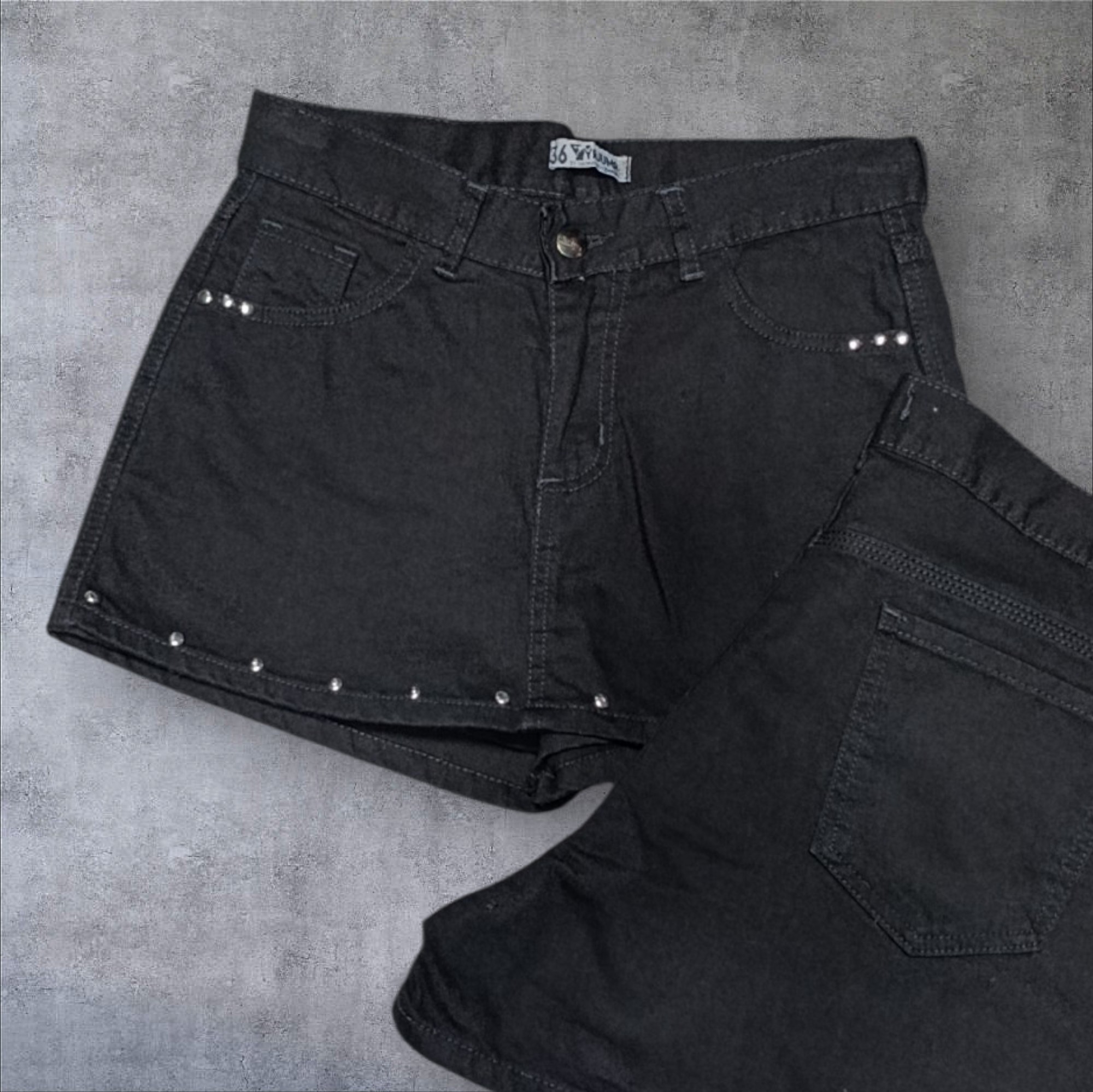 Shorts Pollera Negra/tacha - Imagen 3