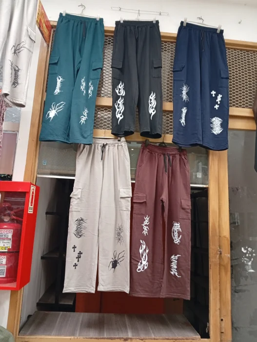 Pantalones Jogger Tela Peinado en Verano