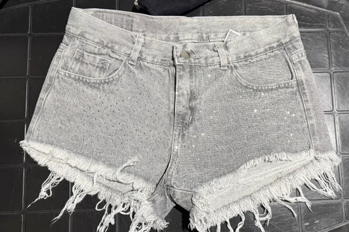 Short con Tachas
