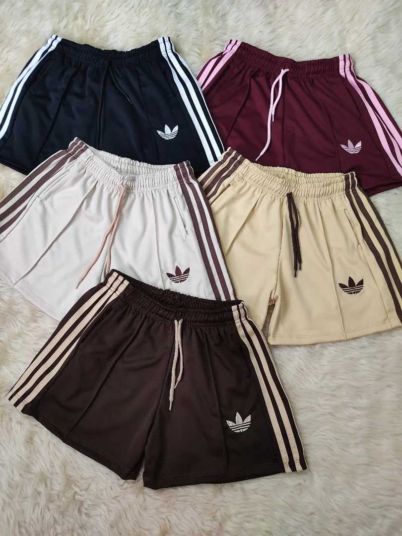 Short con Líneas - Imagen 1