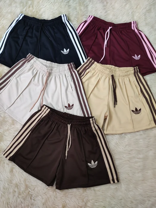 Short con Líneas