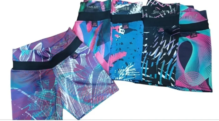 Short de Nenas Estampadas