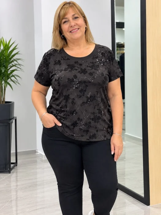 Remera Bordado