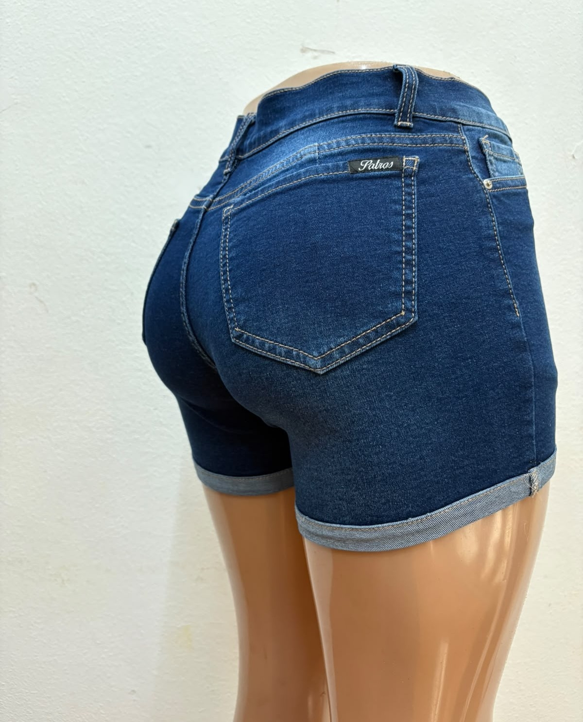 Short Elastizado Azul Localizado - Imagen 3