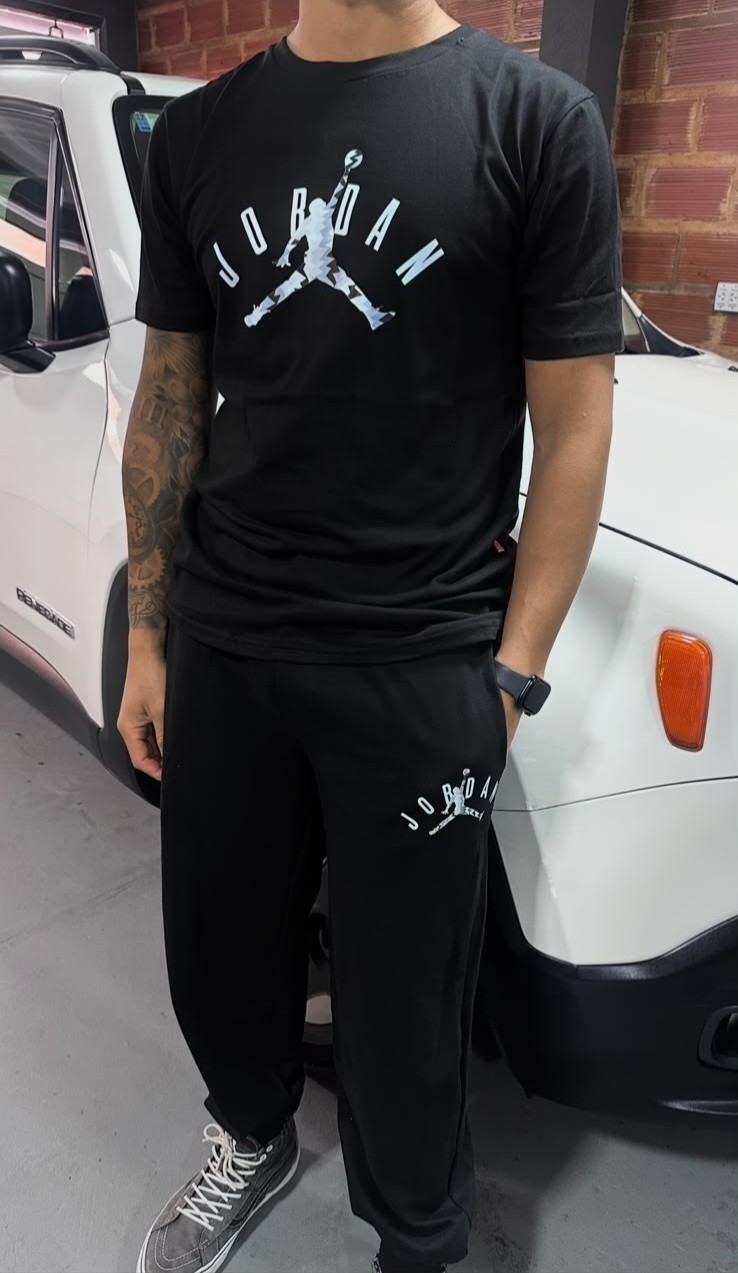 Conjunto Largo con Remera Varias Marcas - Imagen 6