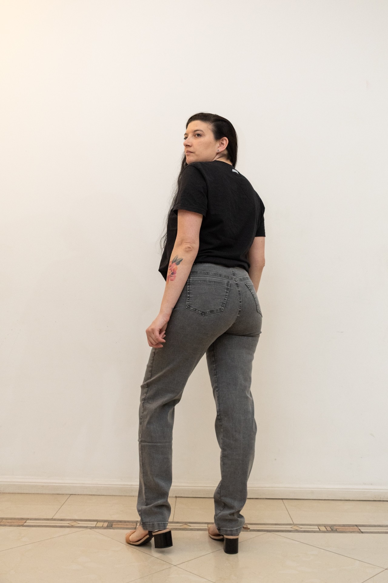 Jean Clásico Gris - Imagen 3