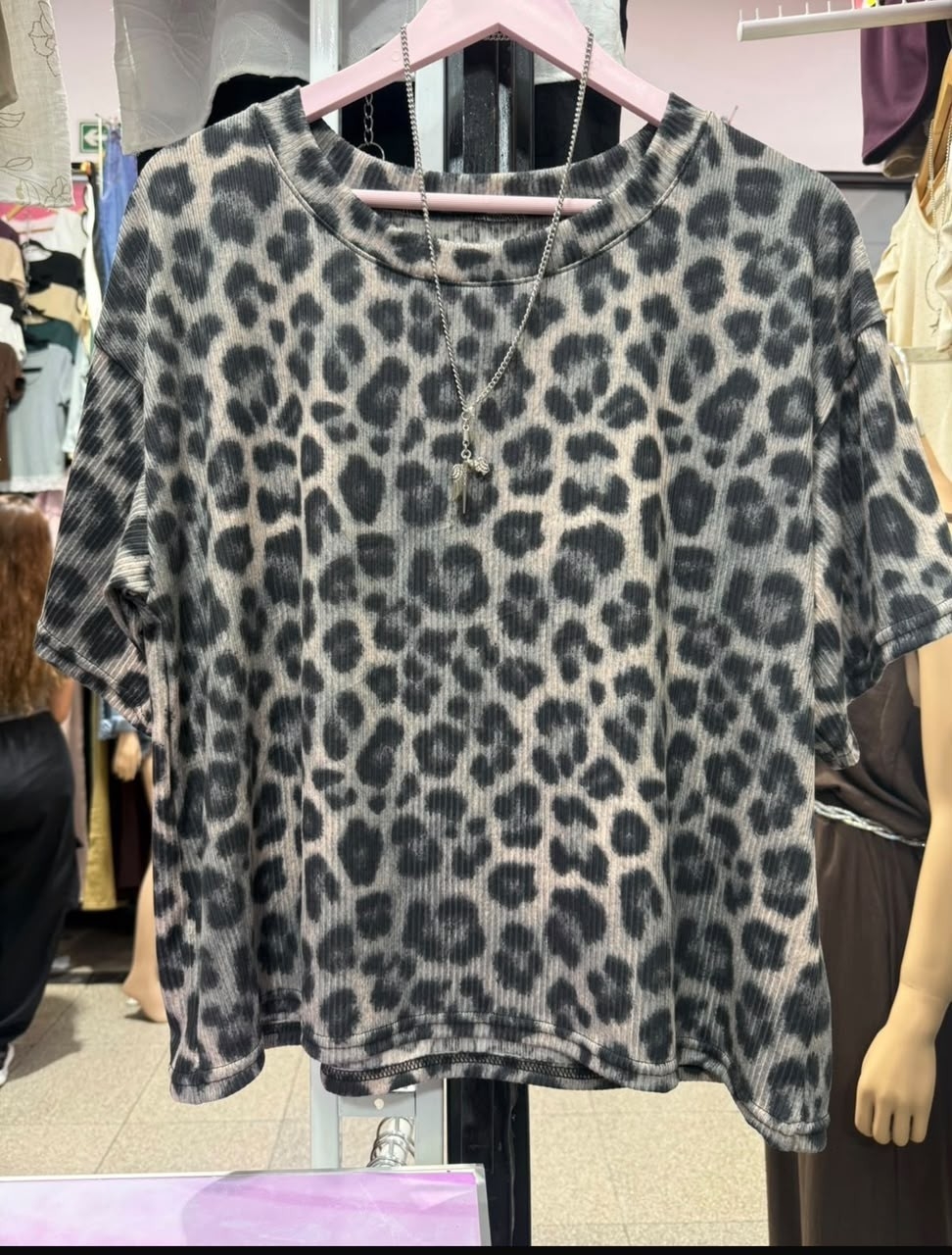 Remera Animal Print - Imagen 5