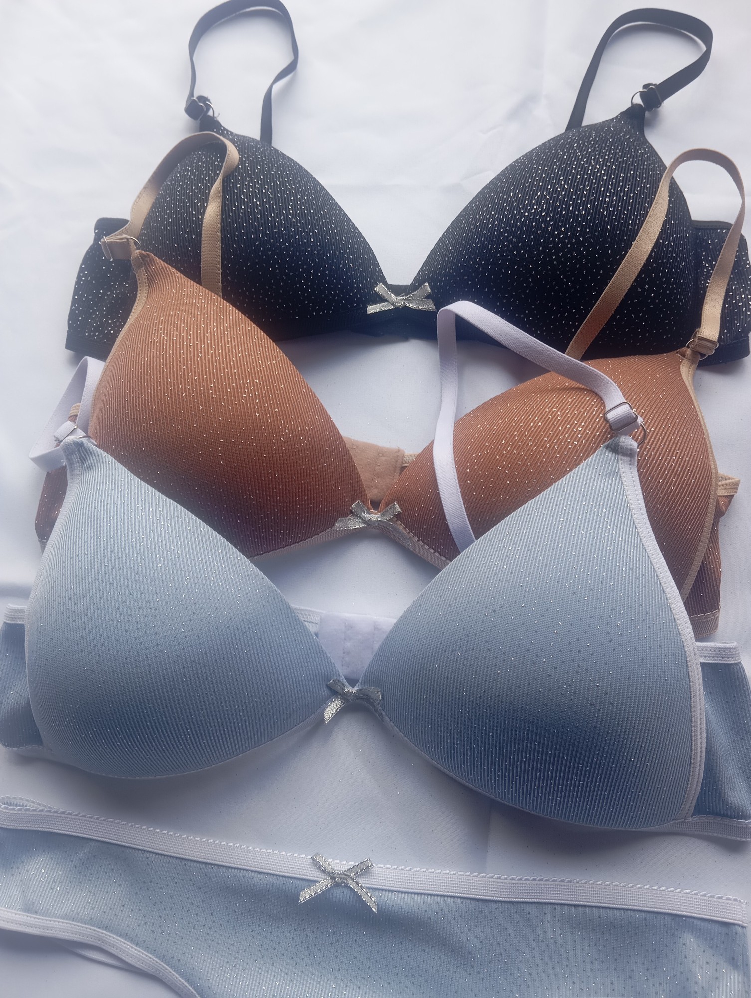 Conjunto Triángulo Armados con Strass - Imagen 2