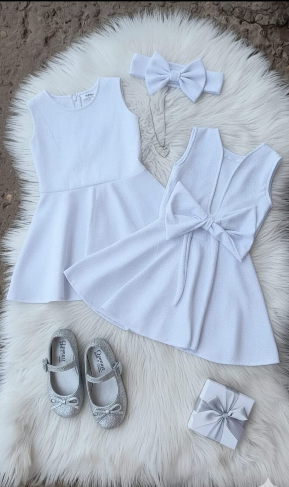 Vestidos con Moño Tela Escuba con Cliter - Imagen 3