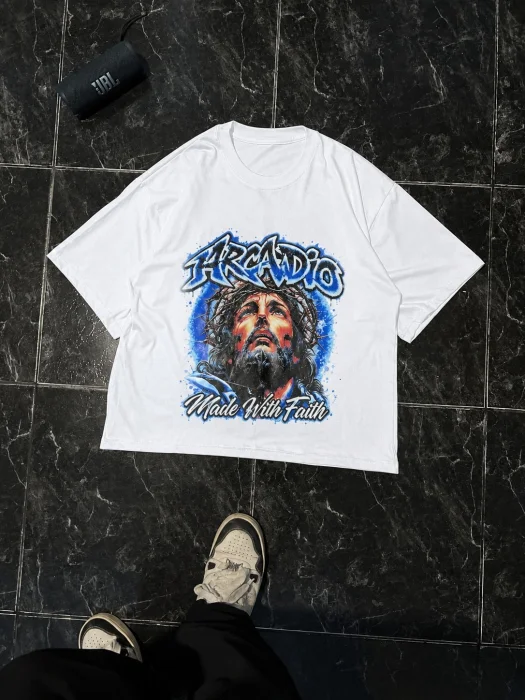 Remeras Boxi Fit Arcadio
