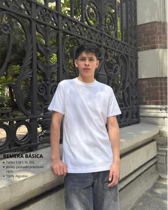 Remera Blanca
